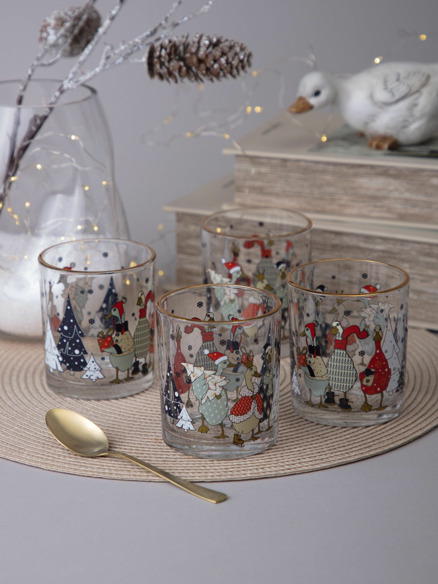 Набор новогодних стаканов Agness "Family Farm Christmas" 310 мл 4 шт. — фото 1