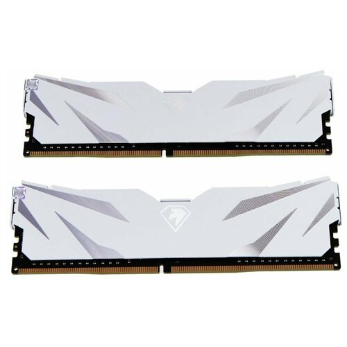 Модуль памяти Netac Shadow II DDR4 DIMM 3600Mhz PC28800 C18 - 2x8Gb NTSWD4P36DP-16W 595100₽