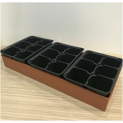 коричневый