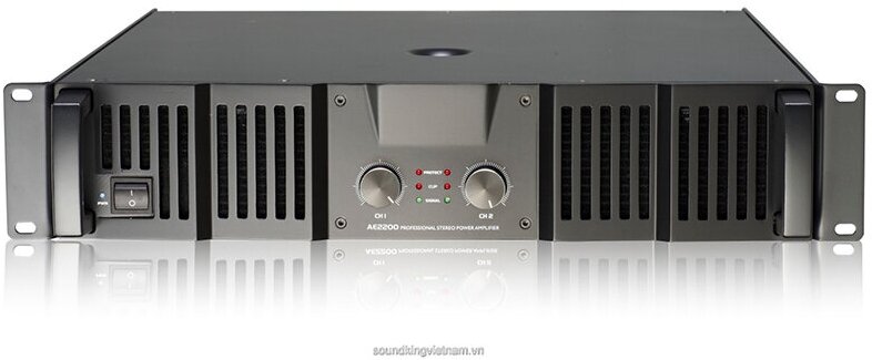 AE2200 Усилитель мощности, 2200Вт, Soundking