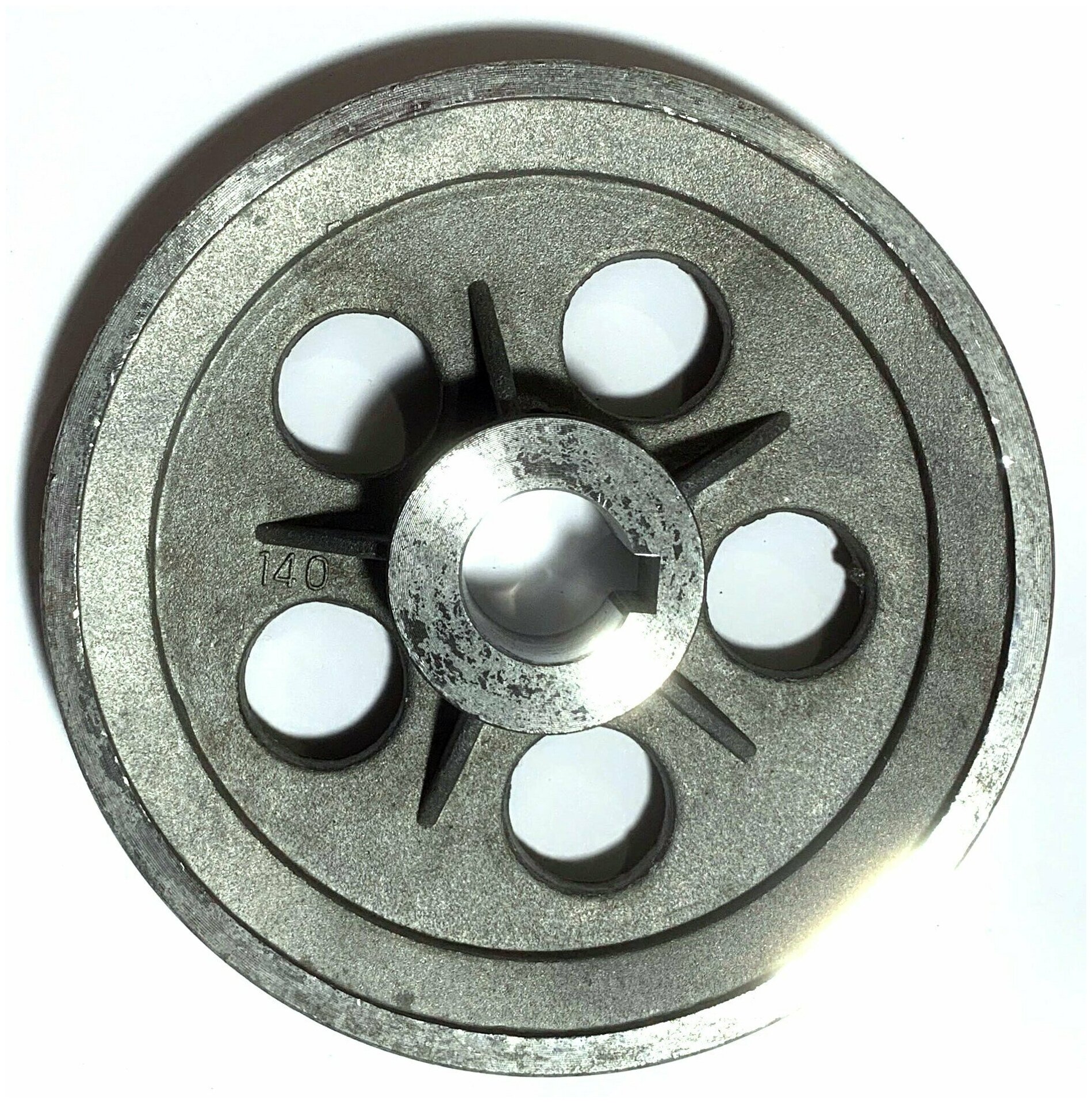Шкив двигателя компрессора 1-ручей (диаметр - 147 мм, посадка - 24 мм) - фотография № 2