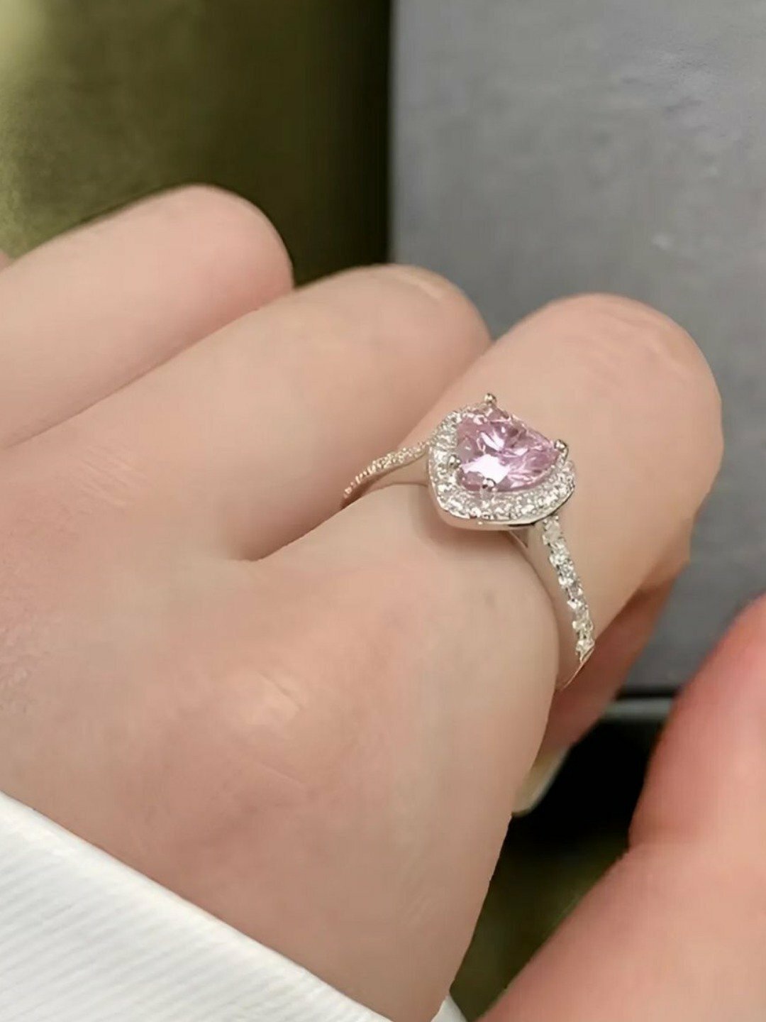 Кольцо обручальное, циркон, безразмерное, серебряный — фото 1