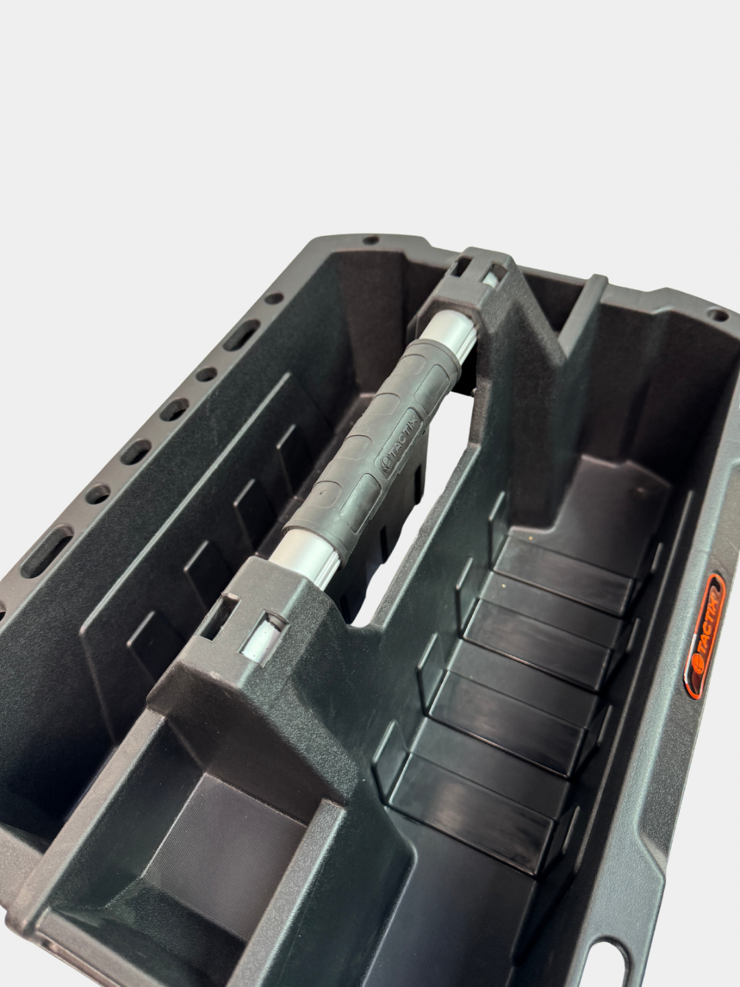 TACTIX 320202 – Профессиональный открытый ящик для инструментов, 50 см, прочный пластик — фото 1