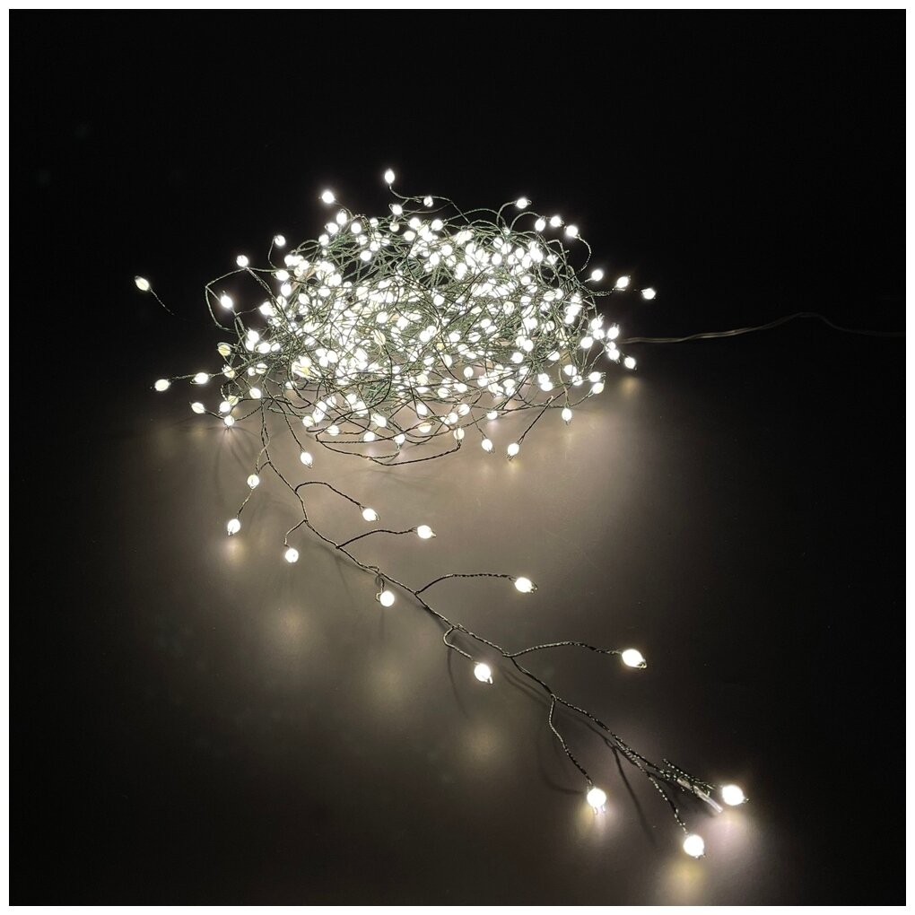 Гирлянда нить Капельки 84913  20м  680 ламп  холодный белый зеленый провод