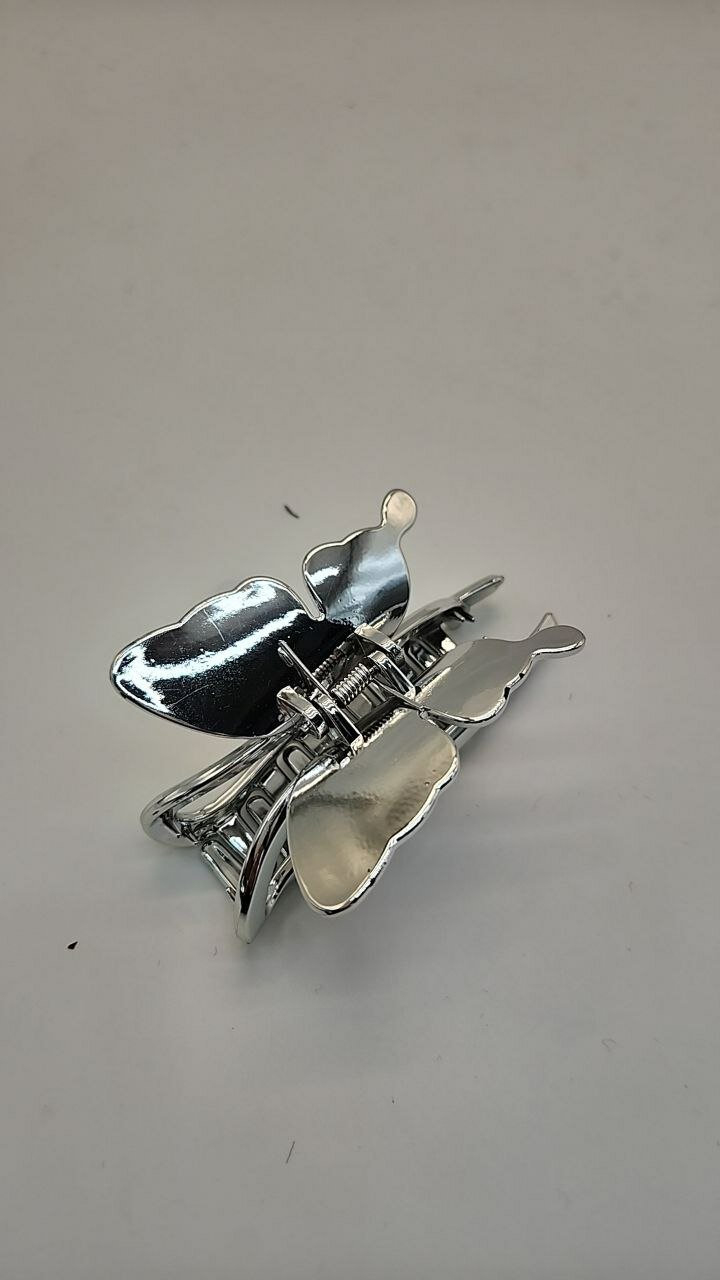 Серебряный крабик для волос — элегантная и стильная заколка для девушек. — фото 1