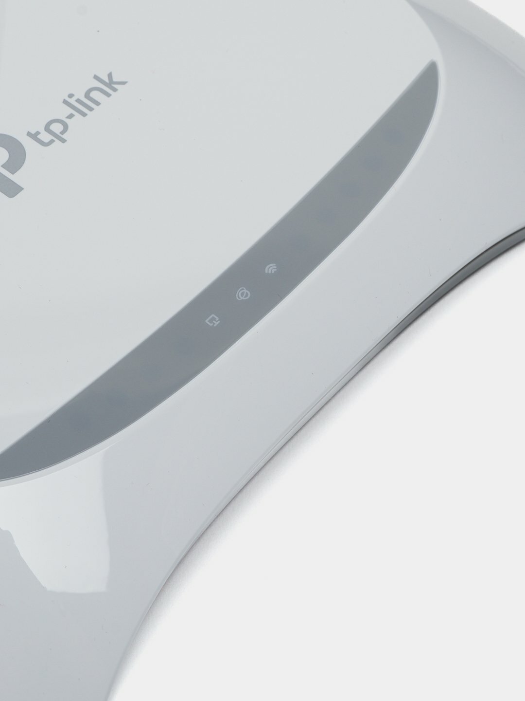 TP-Link N300 — надёжный Wi-Fi роутер для стабильного интернета дома и в офисе — фото 1