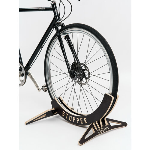 Подставка или стойка для хранения велосипедов