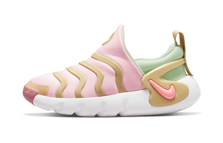 Кроссовки NIKE, размер EU 35 стопа (22CM)