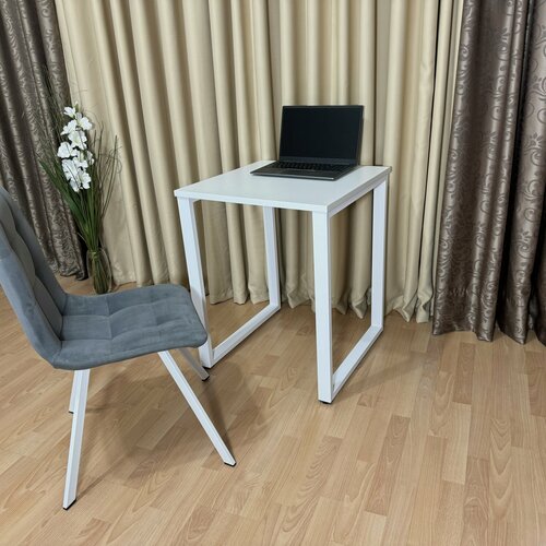 Изображение товара Стол письменный лофт 60*60 см. Столешница 22 мм Белые ножки. Компьютерный, офисный