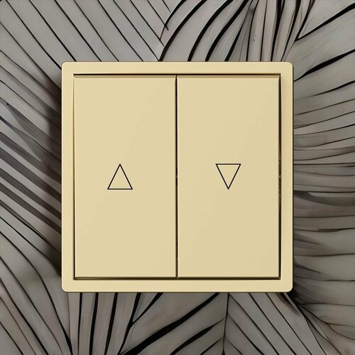 Выключатель для жалюзиэлектро-карнизов цвет шампань VOLT GEO механизм 900₽