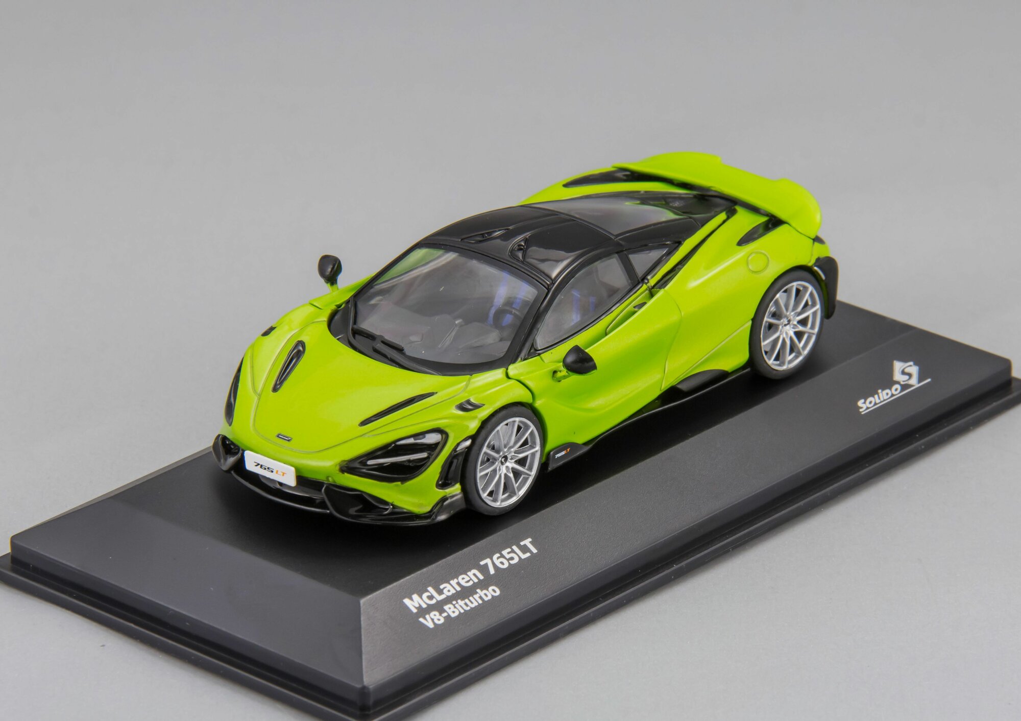 Коллекционная масштабная модель 1:43 McLaren 765 LT - 2020 от Solido