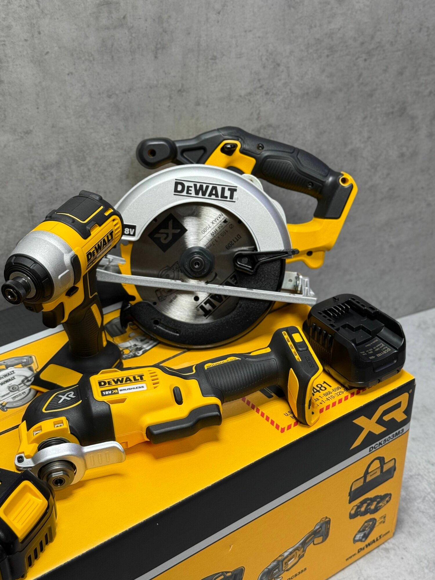 Набор инструмента DeWalt DCK503 М3 — фото 1