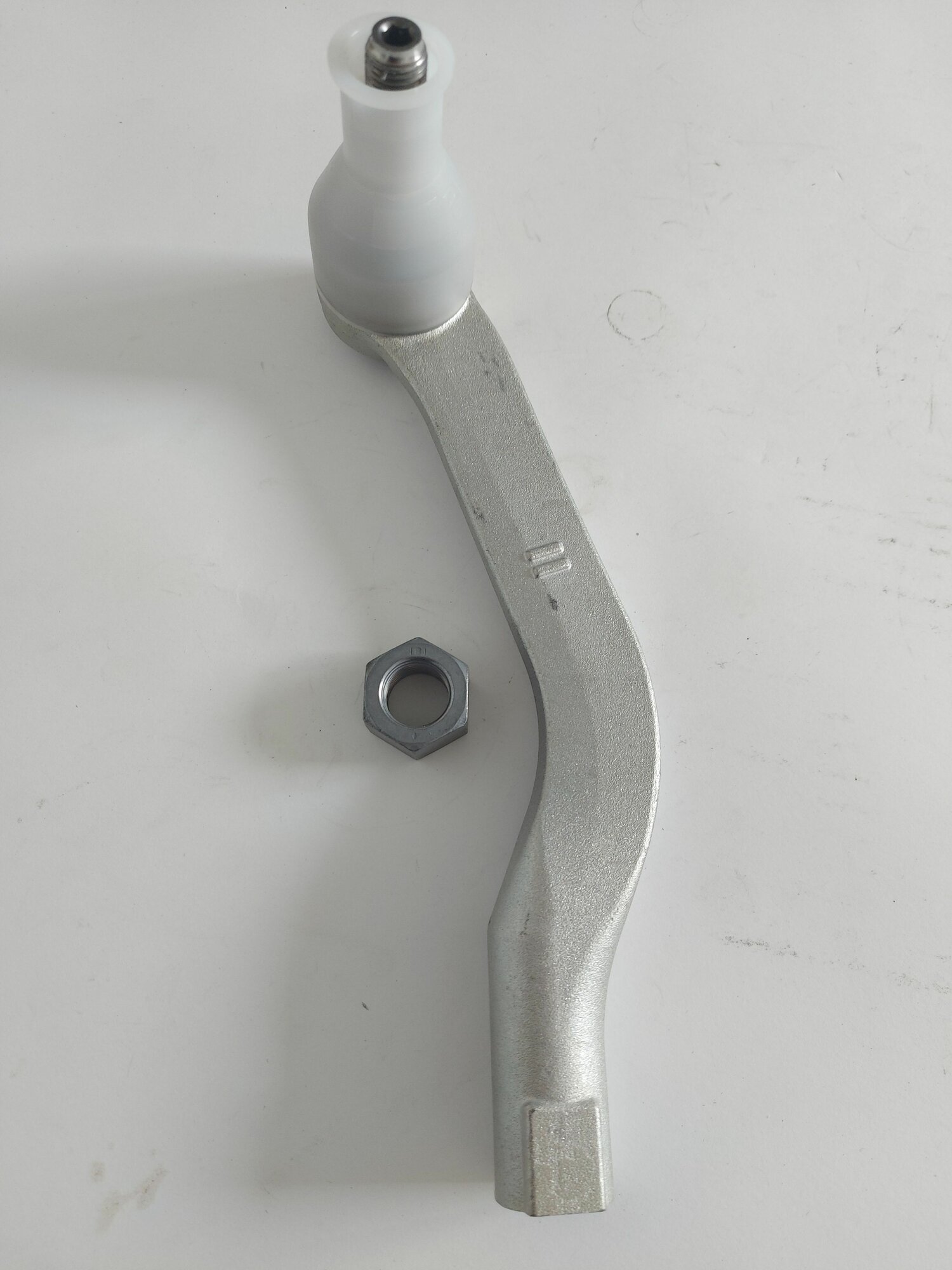 485206730R RENAULT Наконечник поперечной рулевой тяги (Франция)