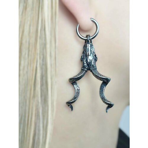 фото Моносерьга starfallshop, славянский оберег, металл, фианит, искусственный камень, размер 64 мм, серебро