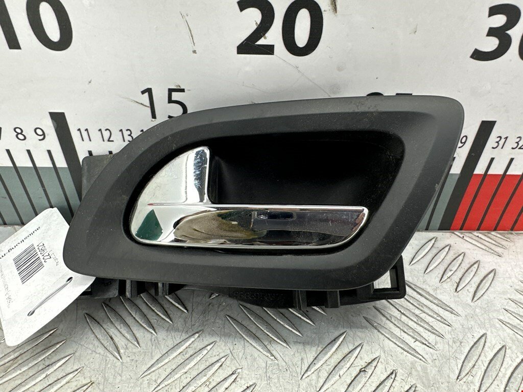 Ручка двери внутренняя задняя левая Peugeot 308 9143Q1 арт. 2219621