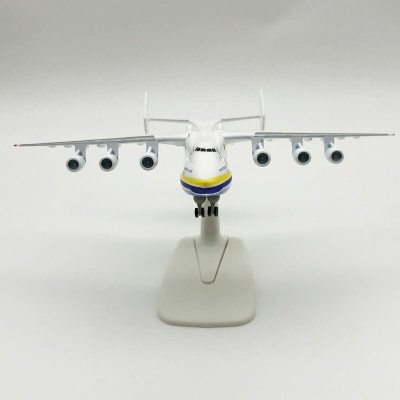 Модель транспортного самолёта Ан-225, 20 см, масштаб 1:400, съёмное шасси, статическая, на подставке