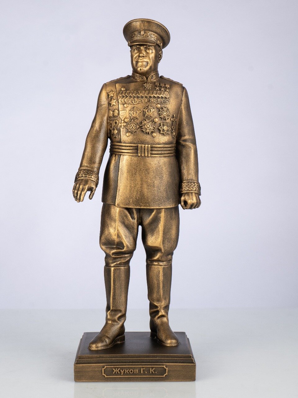 Статуэтка Маршал Жуков Г. К. высота 20 см, литьевой мрамор, цвет патина бронза
