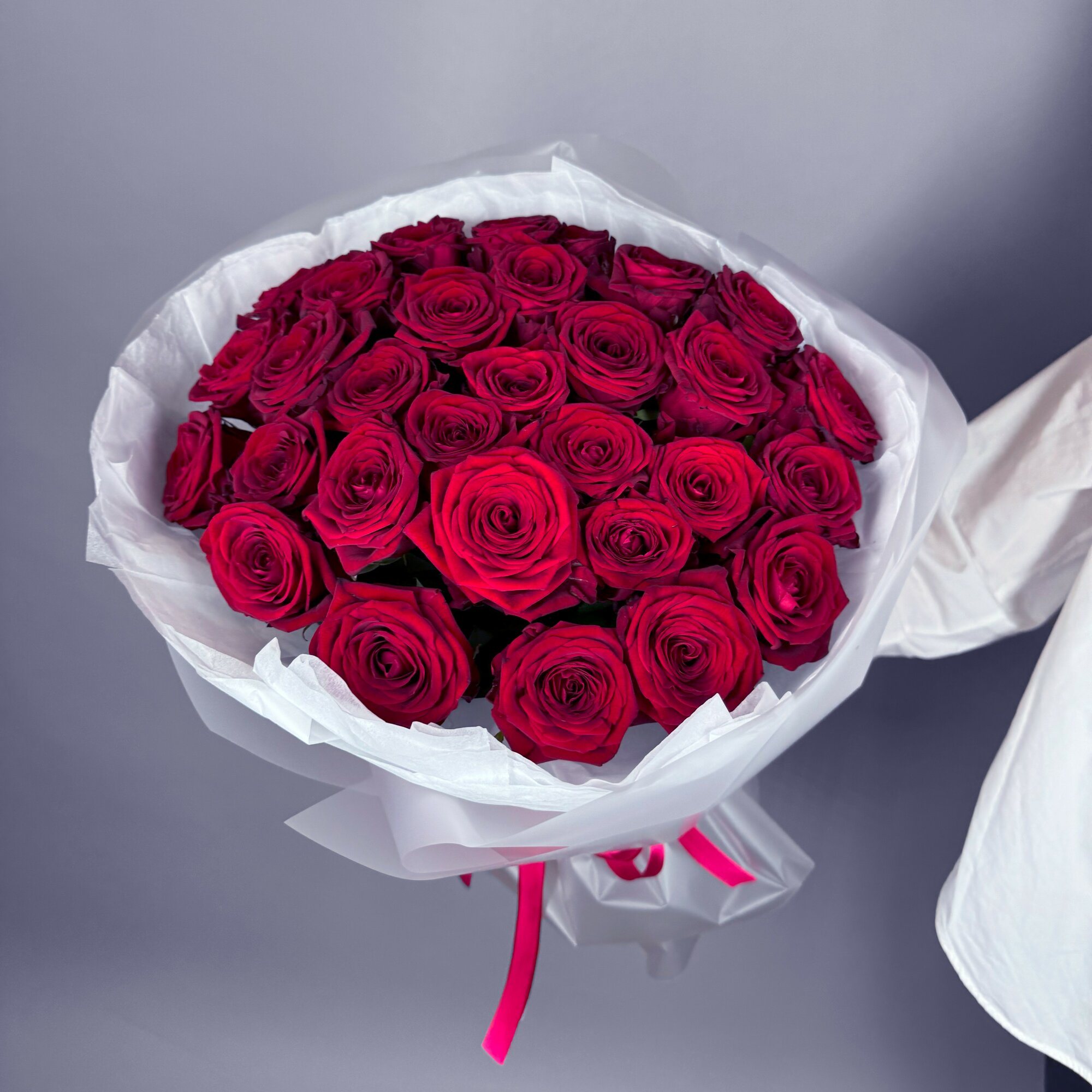Букет живых цветов красные розы 31 шт. 50 см. "Ред наоми" флау стор