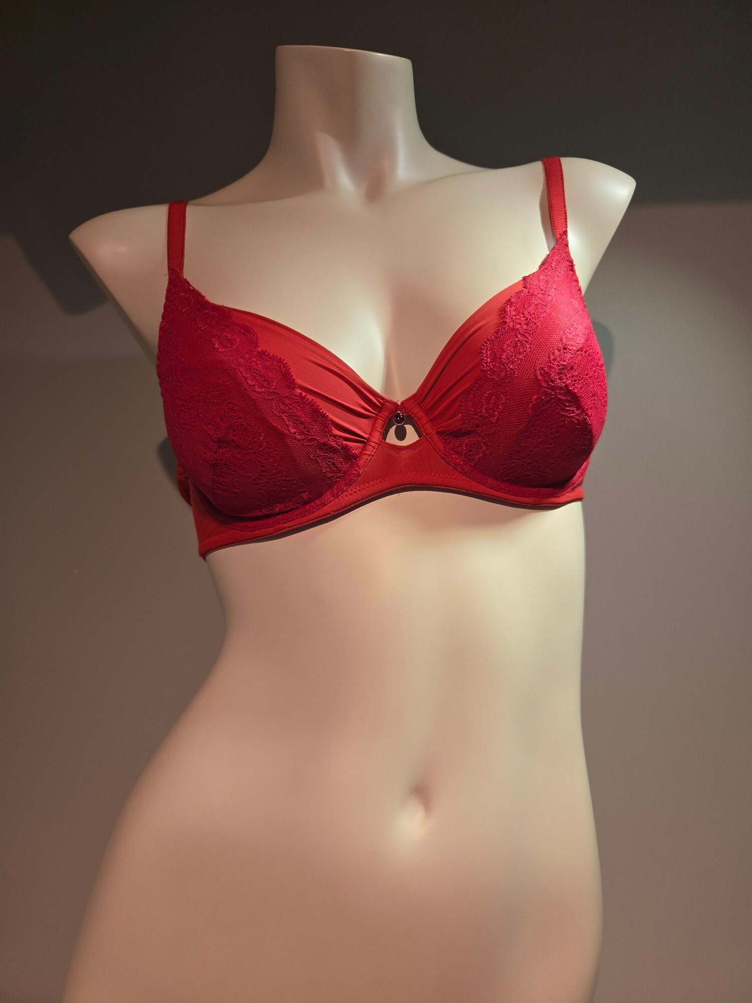 Бюстгальтер-невидимка Triumph