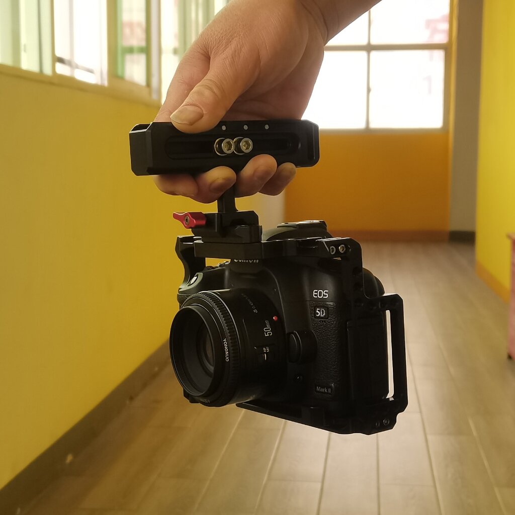 Вращающаяся рукоятка MAGICRIG NATO с холодным башмаком и отверстием типа Arri сверху или сбоку для клетки камеры — фото 1