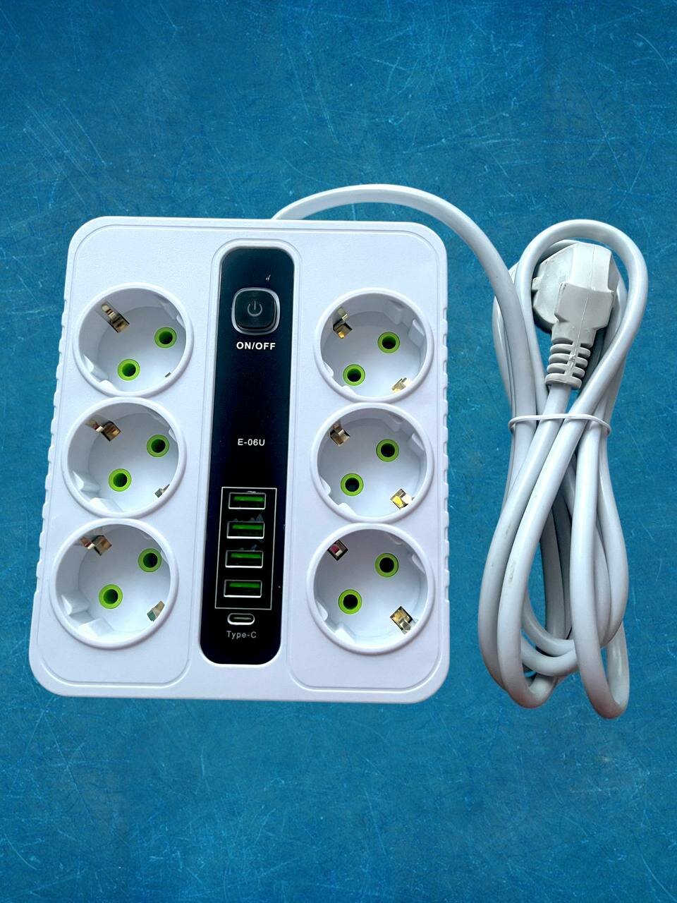 Удлинитель сетевой, 6 евро-розеток, 4 USB-порта, 1 Type-C, 3м — фото 1
