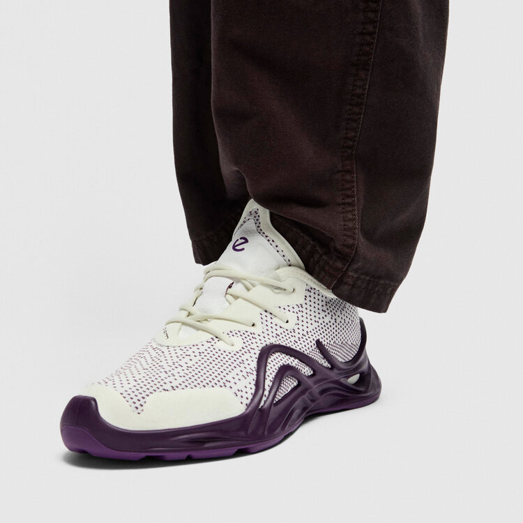 Акваобувь ECCO BIOM INFINITE W, размер 36, белый/сиреневый — фото 1