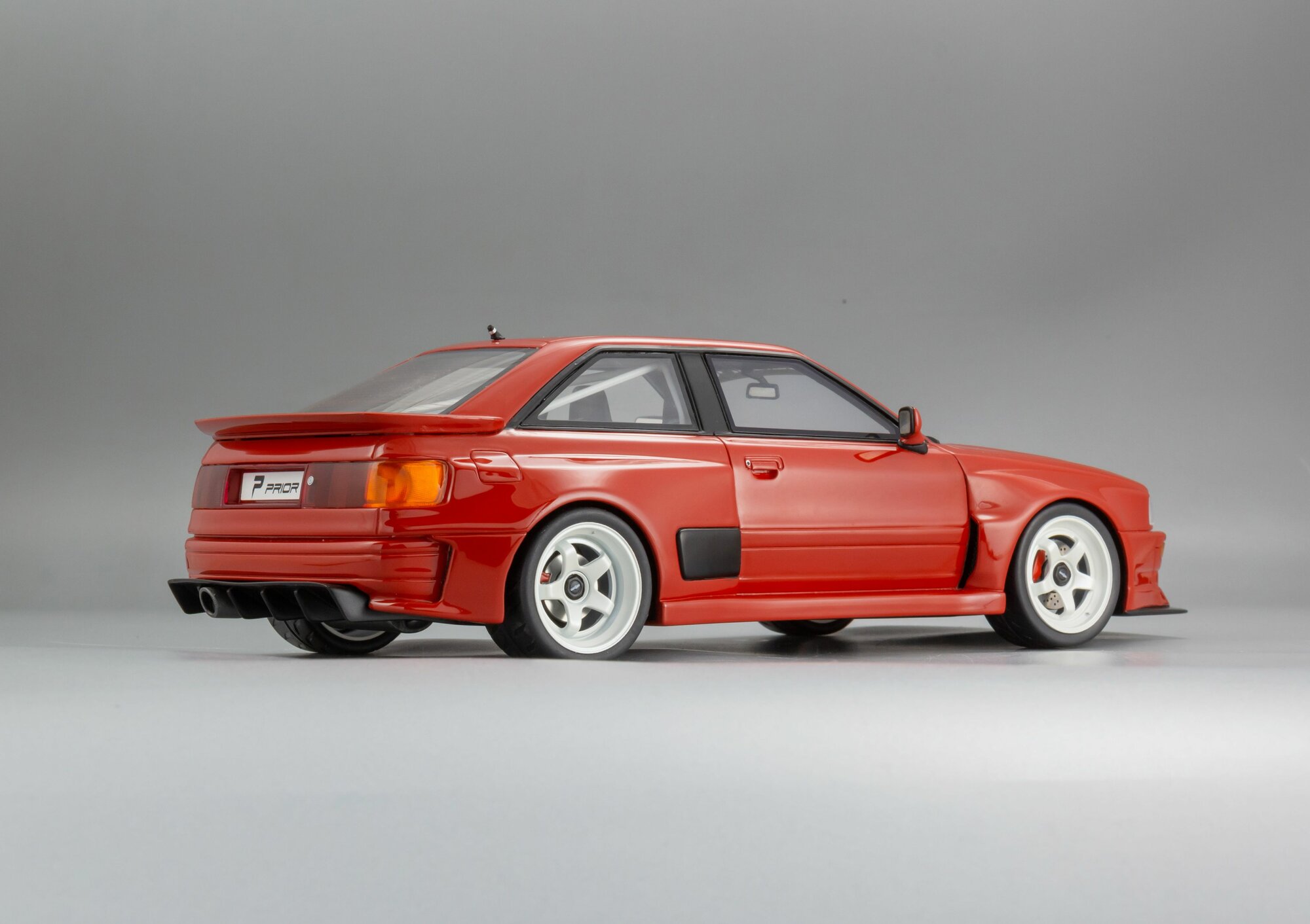 Масштабная модель Audi 80 Coupe Prior Design - 2021 масштаб 1:18 от OTTO MOBILE — фото 1