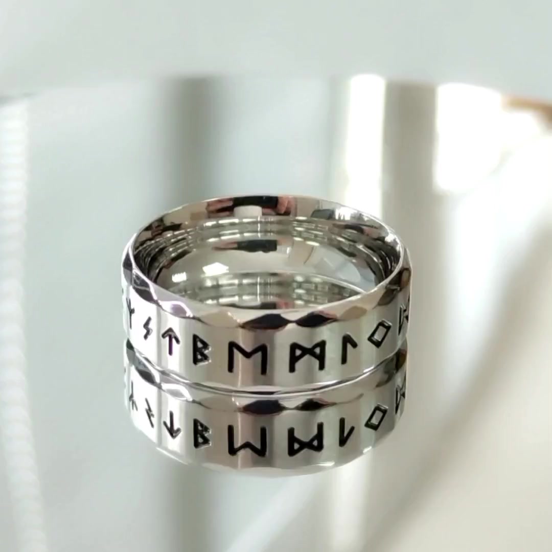 Славянский оберег, кольцо-кулон, размер 23, ширина 8 мм, серебристый — фото 1