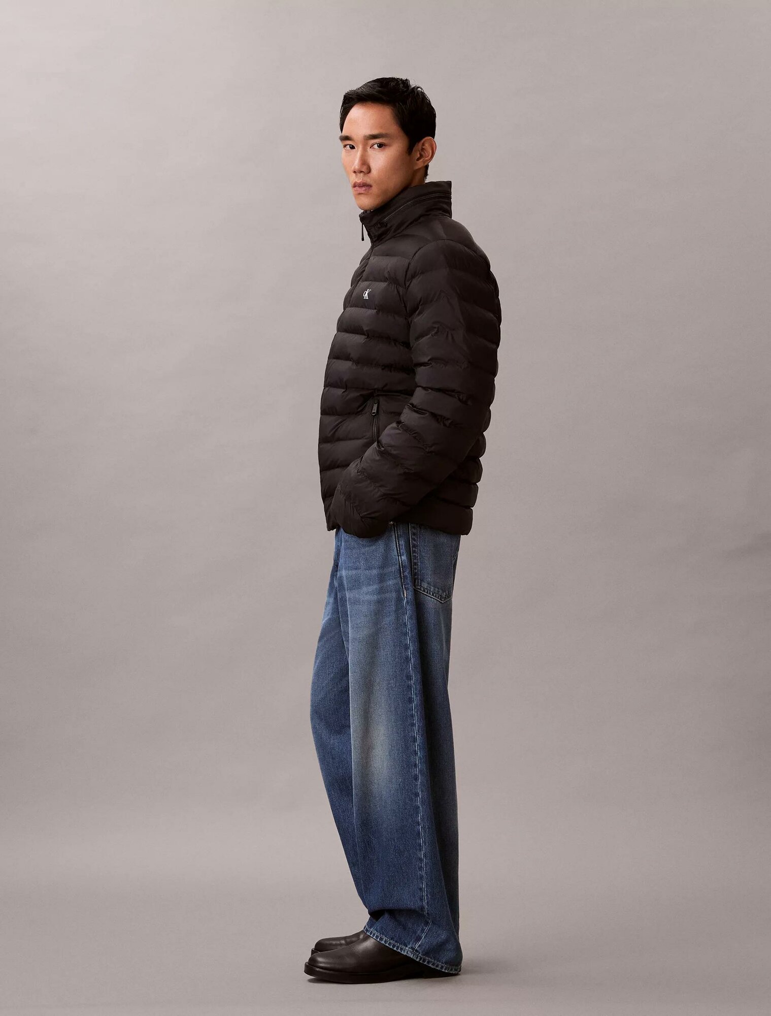 Куртка Calvin Klein Jeans, размер M, черный — фото 1