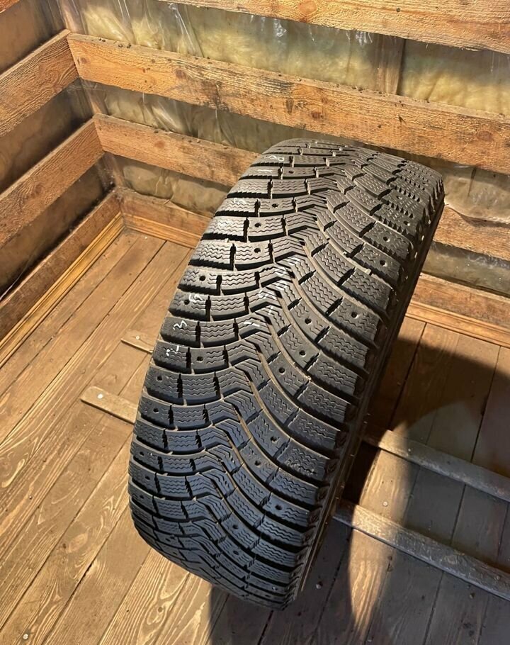 Michelin Latitude X-Ice North 2 235/55 R18