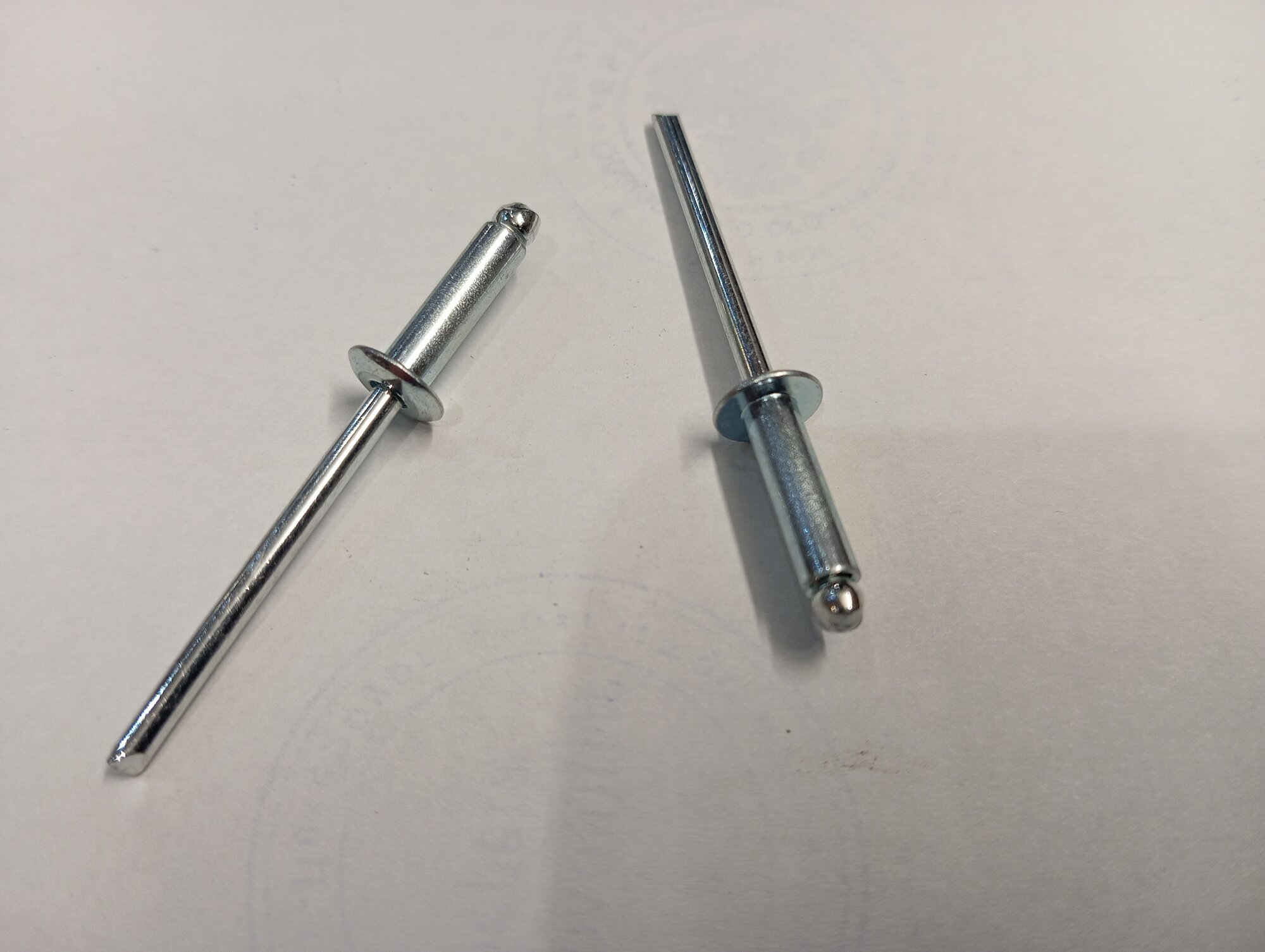 Заклёпка вытяжная. упаковка 250шт.4*16