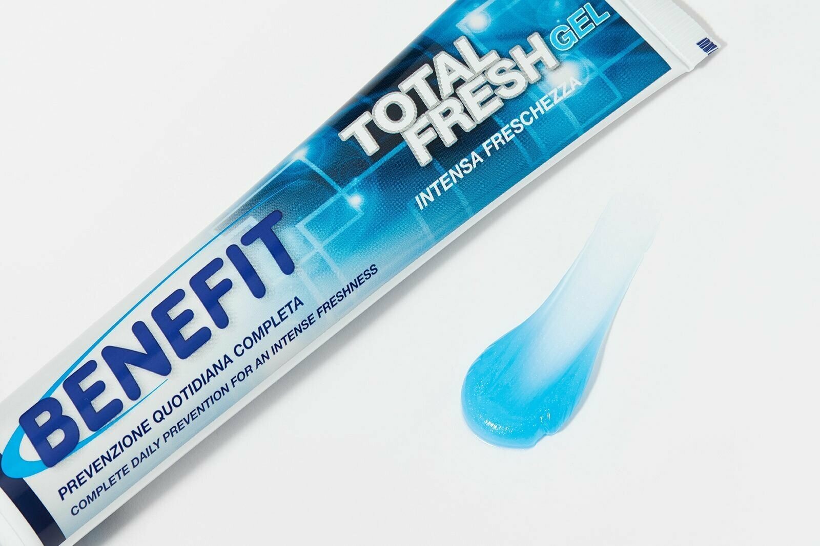 Зубная паста Benefit освещающая, 75 мл - фото №4