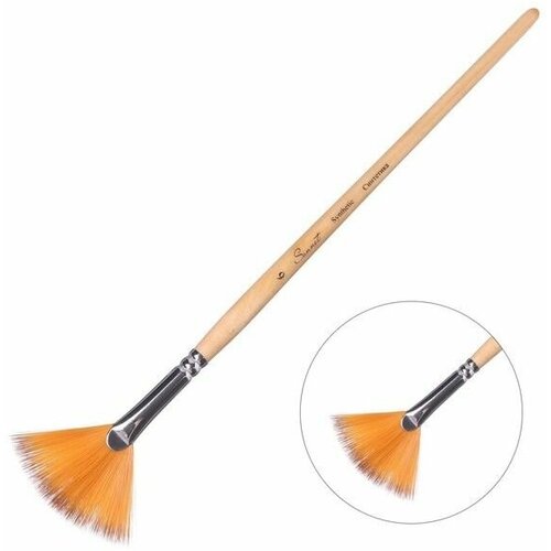 Кисть Веерная Синтетика 6 двухцветная короткая ручка с лаковым покрытием 1 шт 620₽