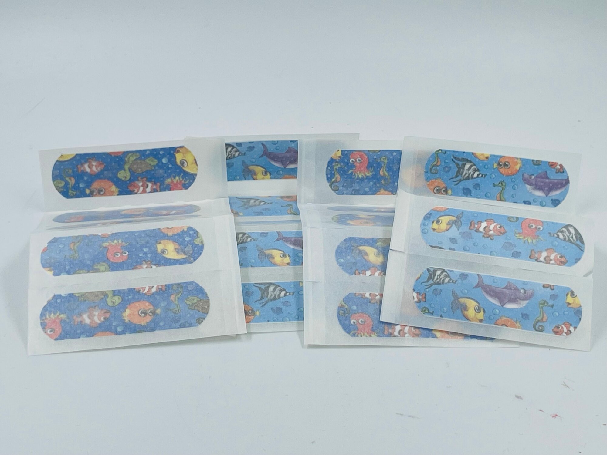 Изображение Пластырь детский Rainbow Подводный мир, 20 шт, 6х2 см (из Финляндии)