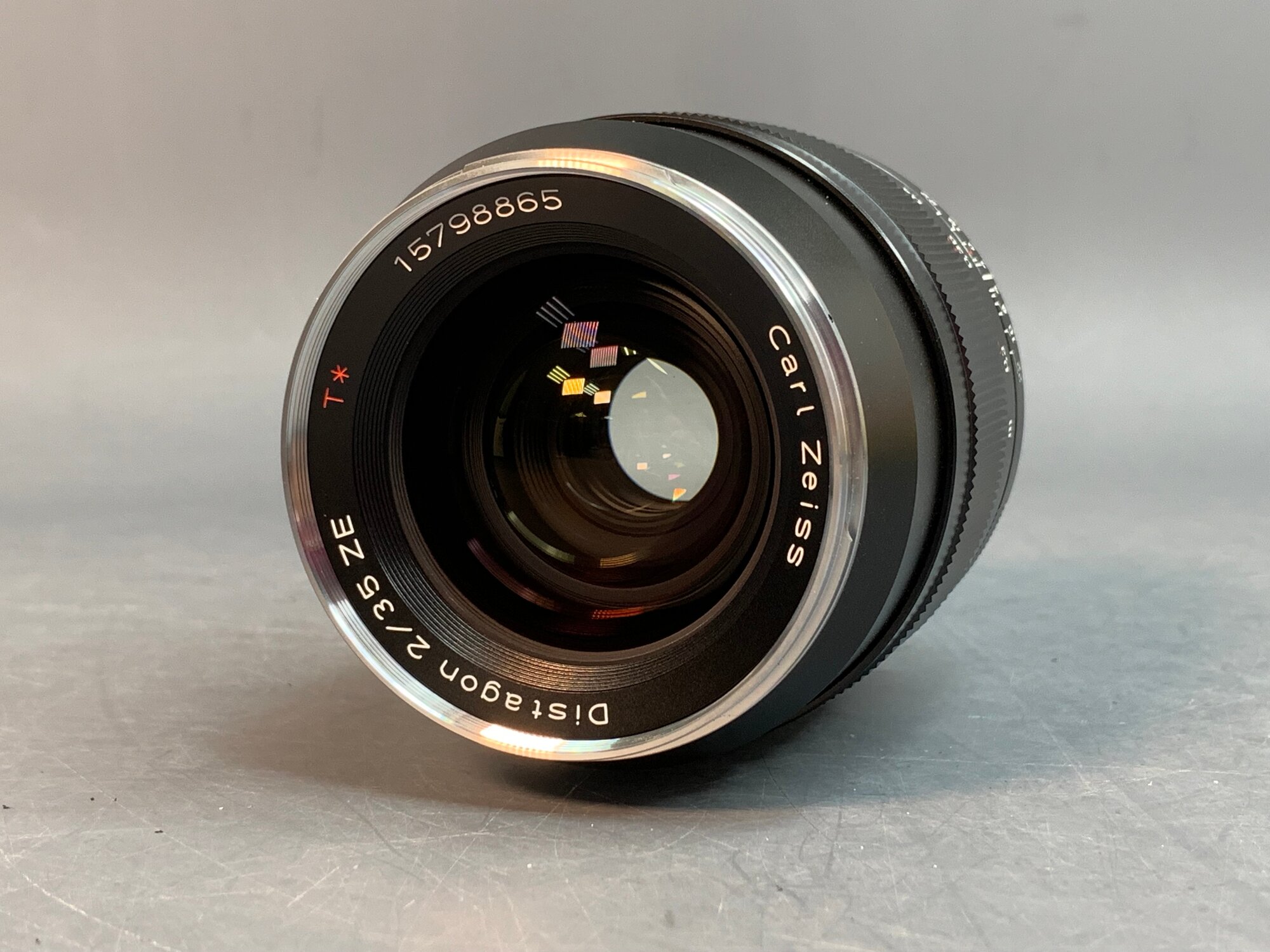Carl Zeiss Distagon T* 35mm F2 ZEキヤノンEF Carl Zeiss Distagon T* 2/35 ZE Canon EF — купить в интернет