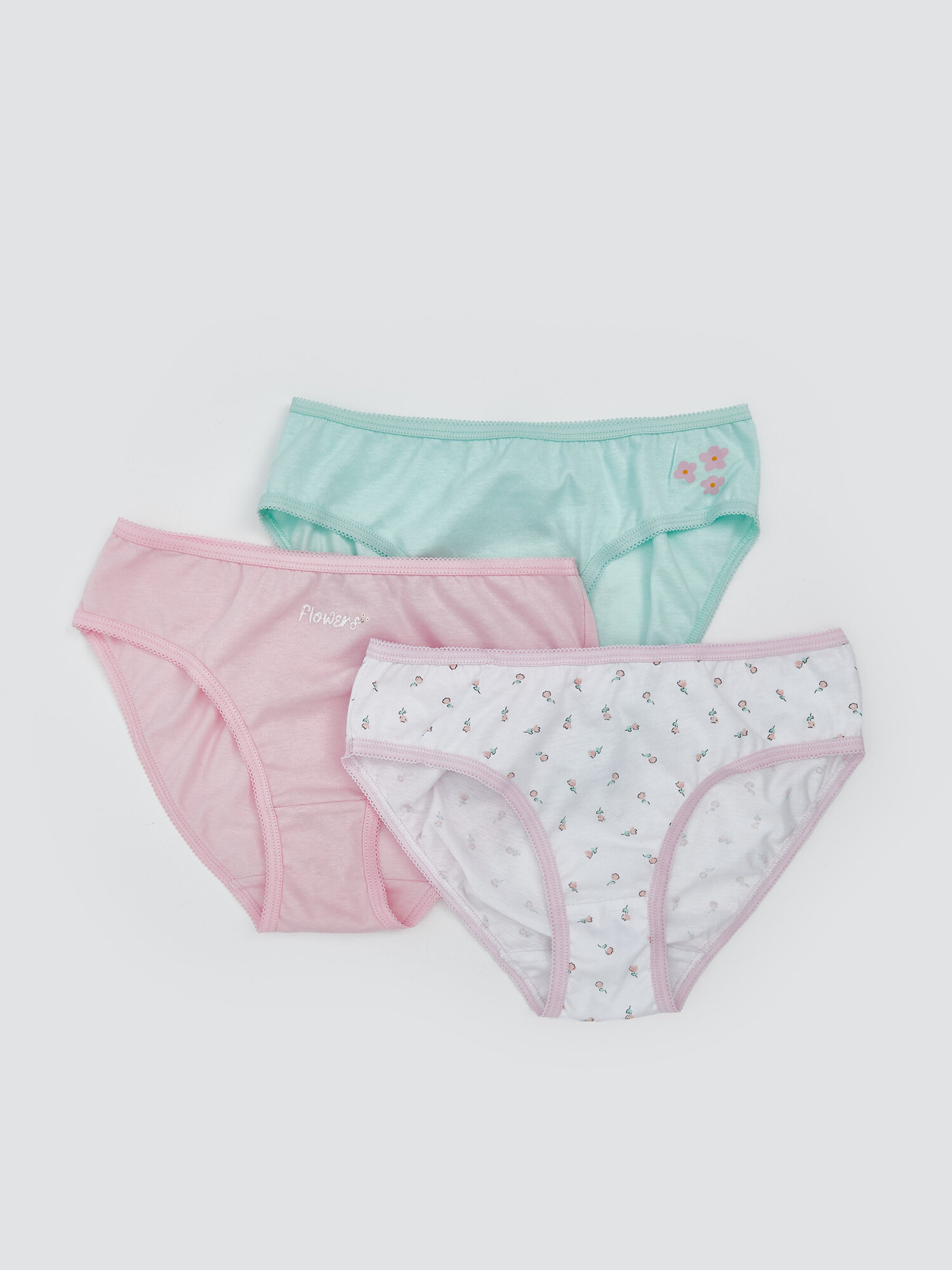 Трусы LC Waikiki 3 шт. размер 5-6 лет pink