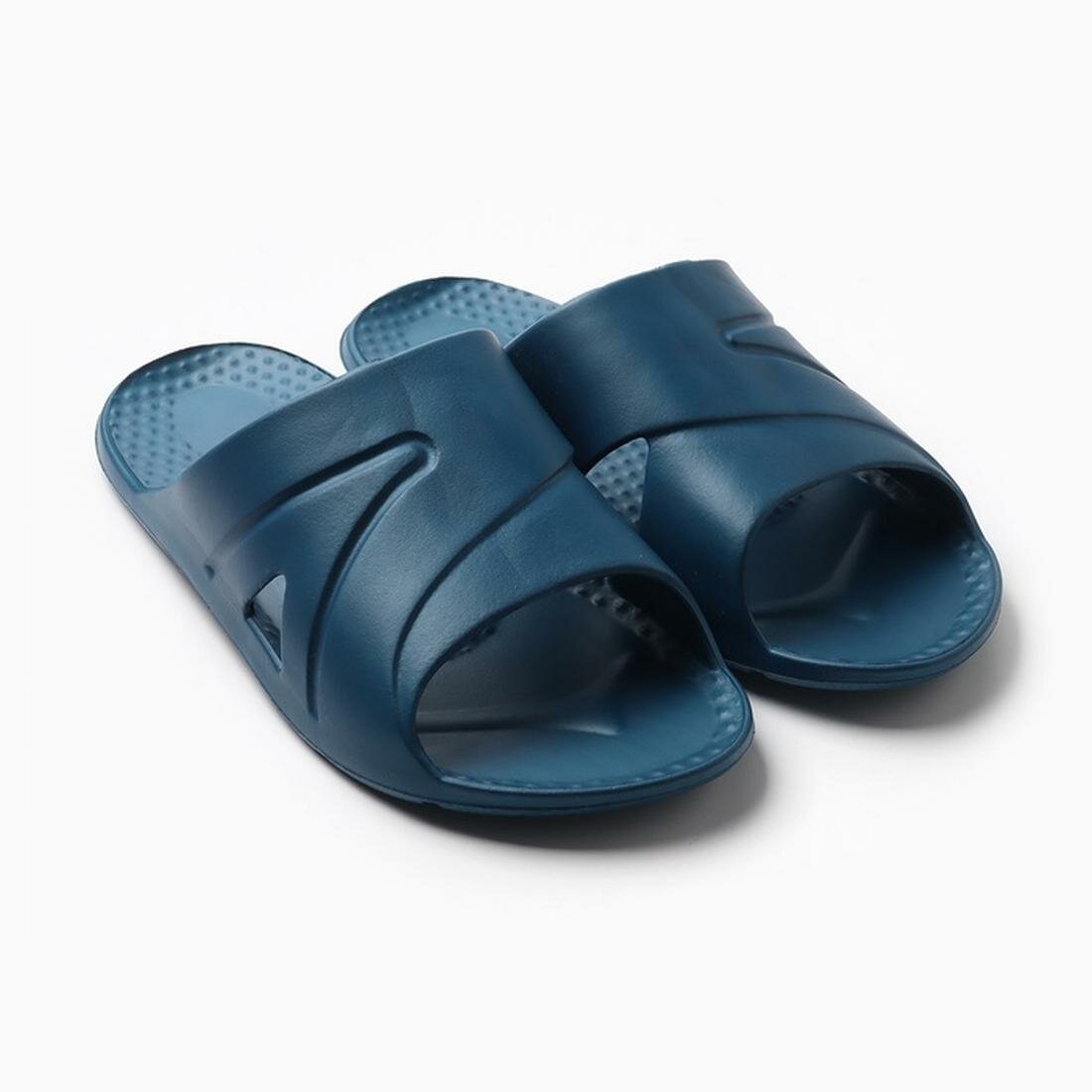 Шлёпанцы Janett  размер 42  синий