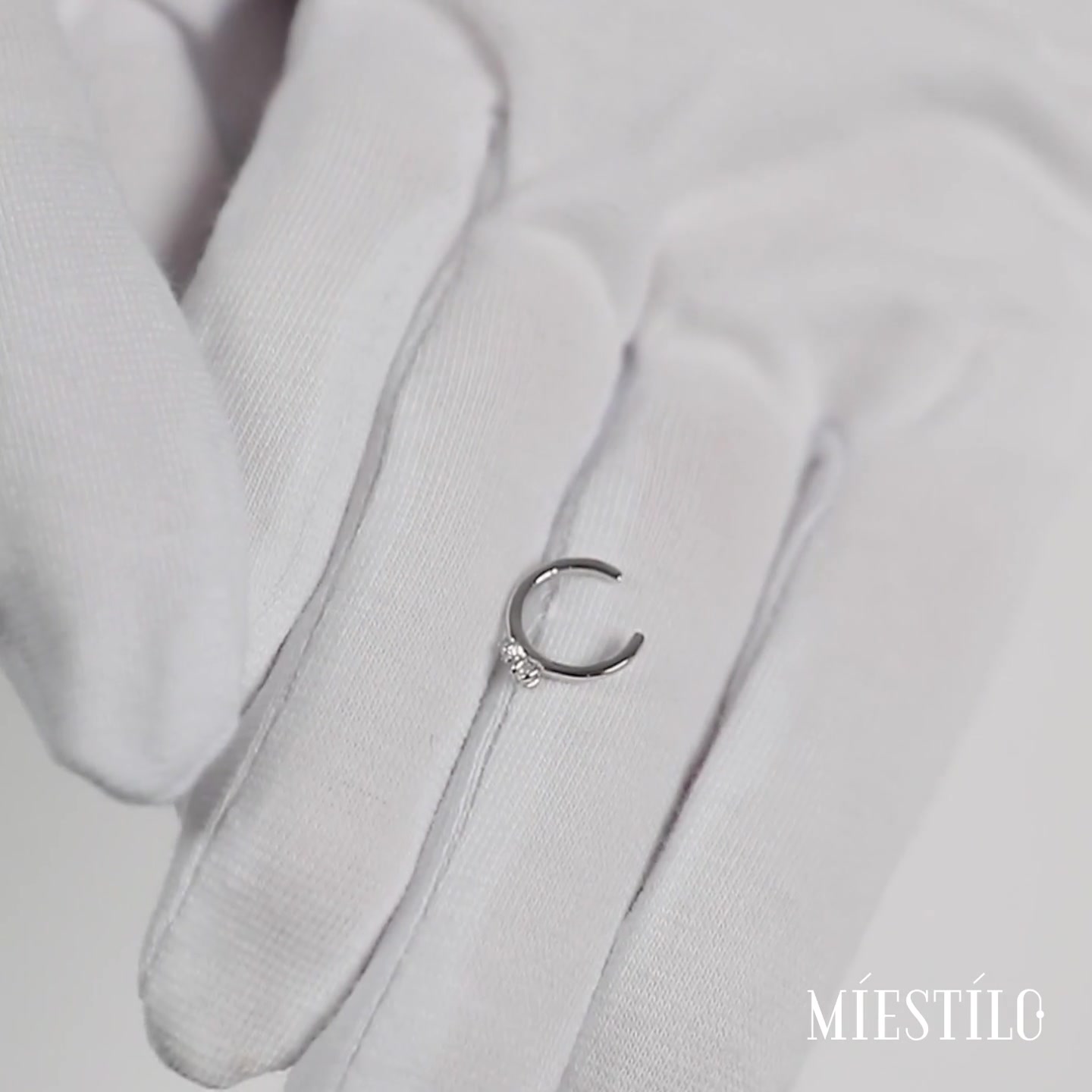 Кафф MIESTILO, серебро, 925 проба, родирование, фианит, жемчуг, длина 1.5 см, , серебристый — фото 1