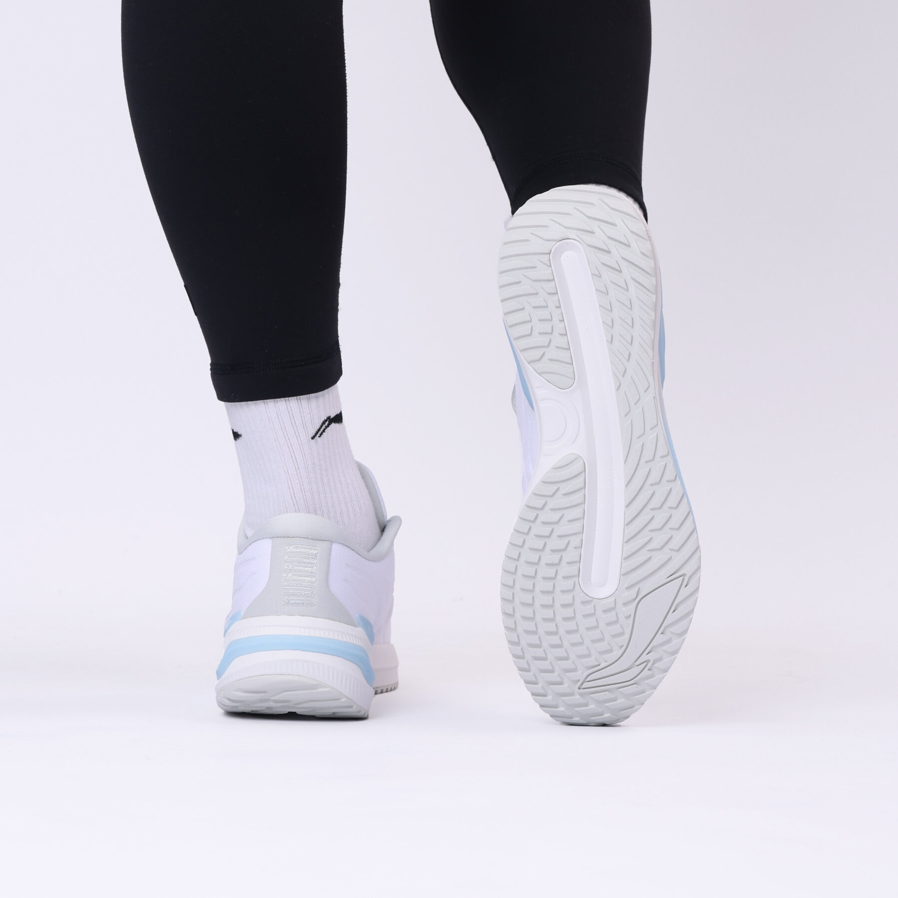 Кроссовки LI-NING Yueying 3, размер 7.5, белый,