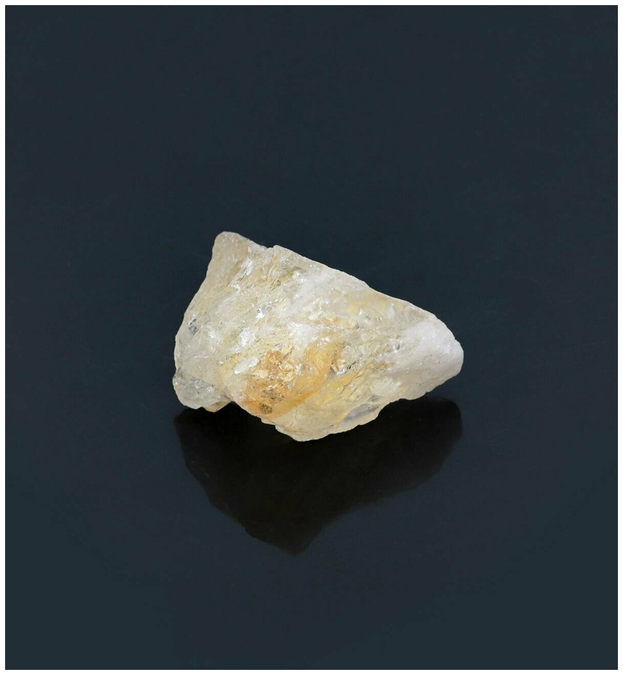 Камень натуральный "Цитрин", необработанный (5-10 г, 24 - 29 мм)