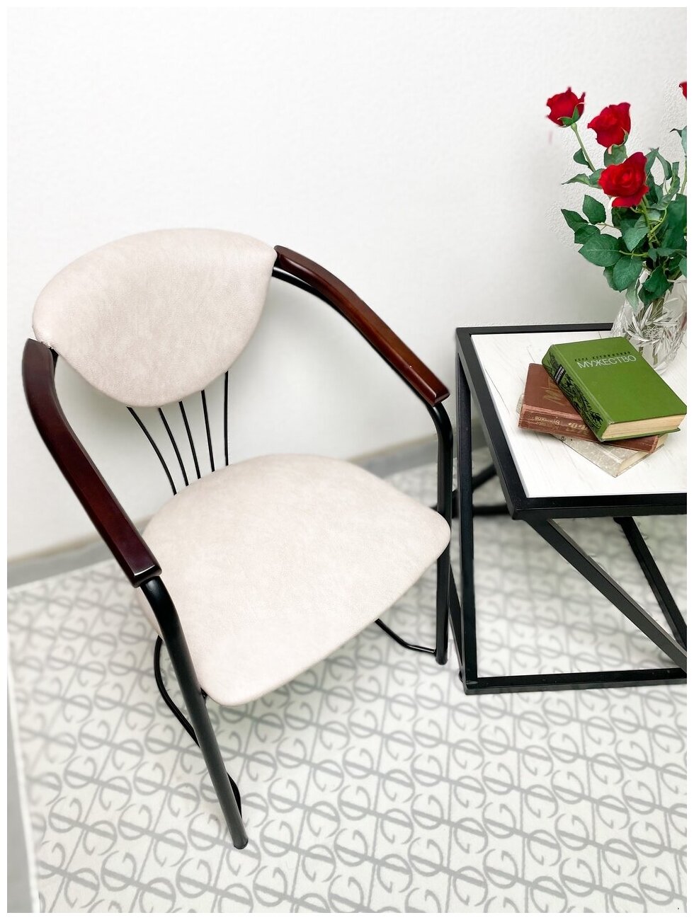 Кресло стул для кухни со спинкой с подлокотниками белое - фотография № 1