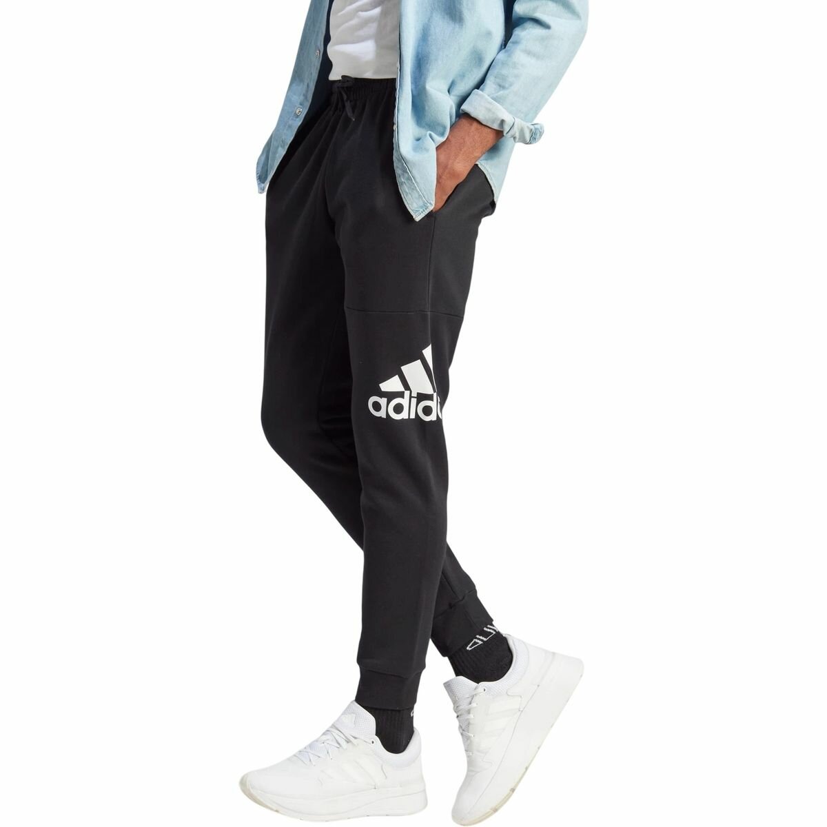 Брюки джоггеры adidas Essentials Fleece Tapered Cuff Big Logo Pants, размер L INT, черный
