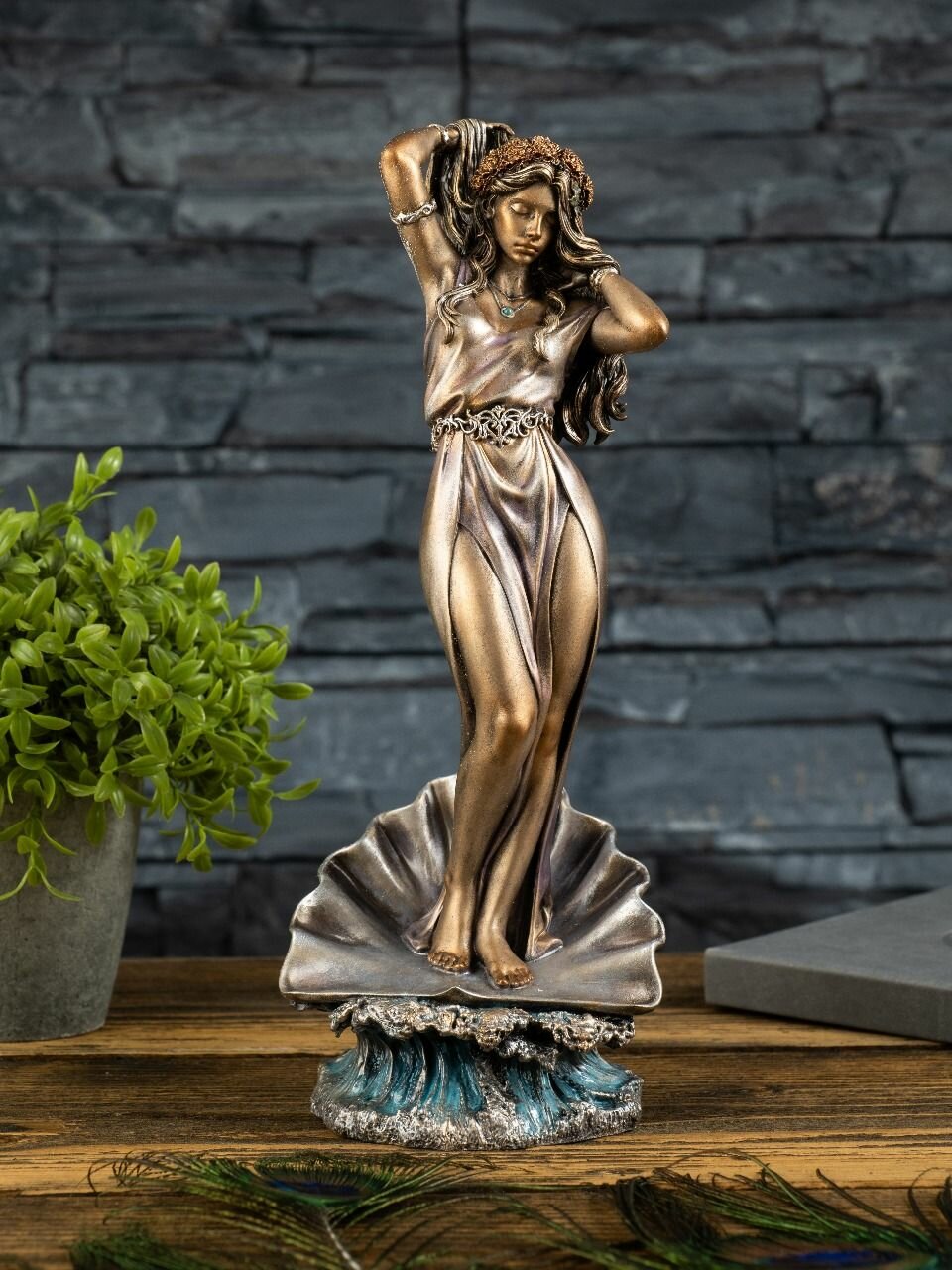 Статуэтка Афродита, высота 27 см, литьевой мрамор, цвет "холодная бронза" — фото 1