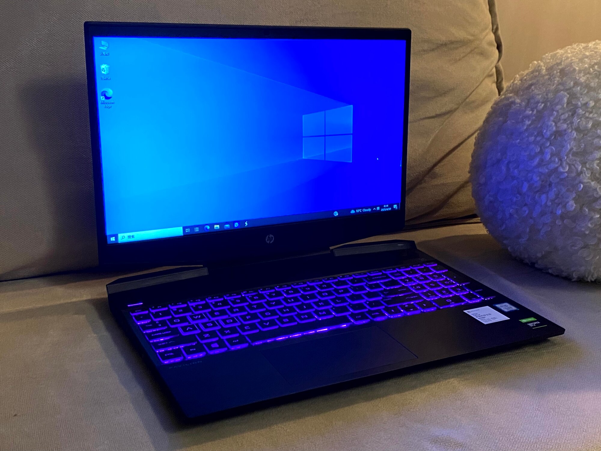 15.6" Игровой Ноутбук HP Pavilion, FullHD, 60 Hz, IPS, Intel Core i5-9300H, RAM 16 GB, SSD 512 GB, GeForce GTX 1650, Win10