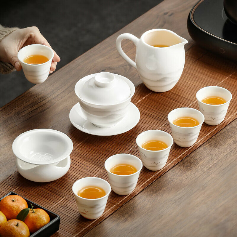 Buzhu Tea Set Complete White Porcelain Kung Fu Set for Home Use Gaiwan Set Tea Set Yan Gui 8 Cups Lado Version