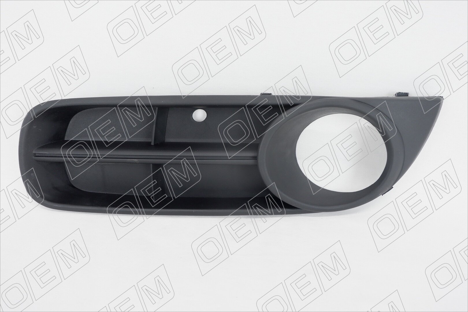 Окантовка противотуманной фары левая Skoda Fabia 2 5J 5J08536659B9, Шкода Фабиа, год с 2007 по 2010, O.E.M.