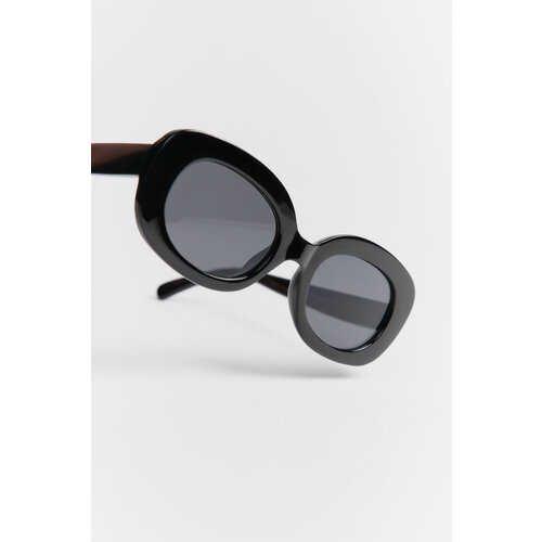 Солнцезащитные очки Befree черный 438₽