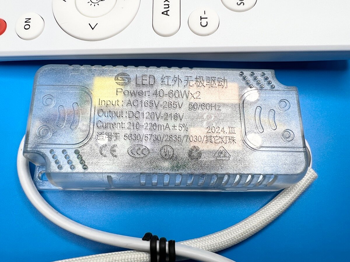 Драйвер тока светодиодный двухканальный с ИК пультом 120W (40-60w)x2 120-216v 220mA — фото 1