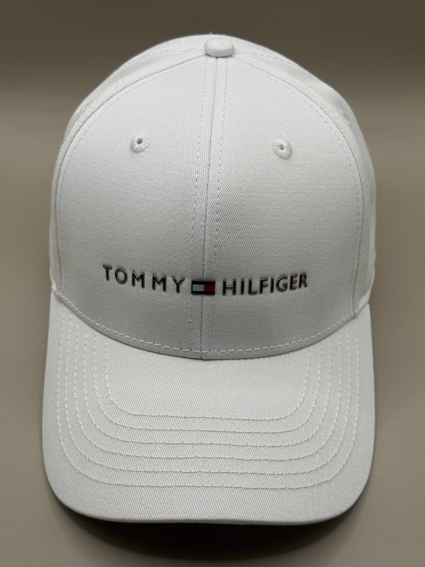 Хлопковая бейсболка T O M M Y H I L F I G E R, унисекс, цвет Белый.
