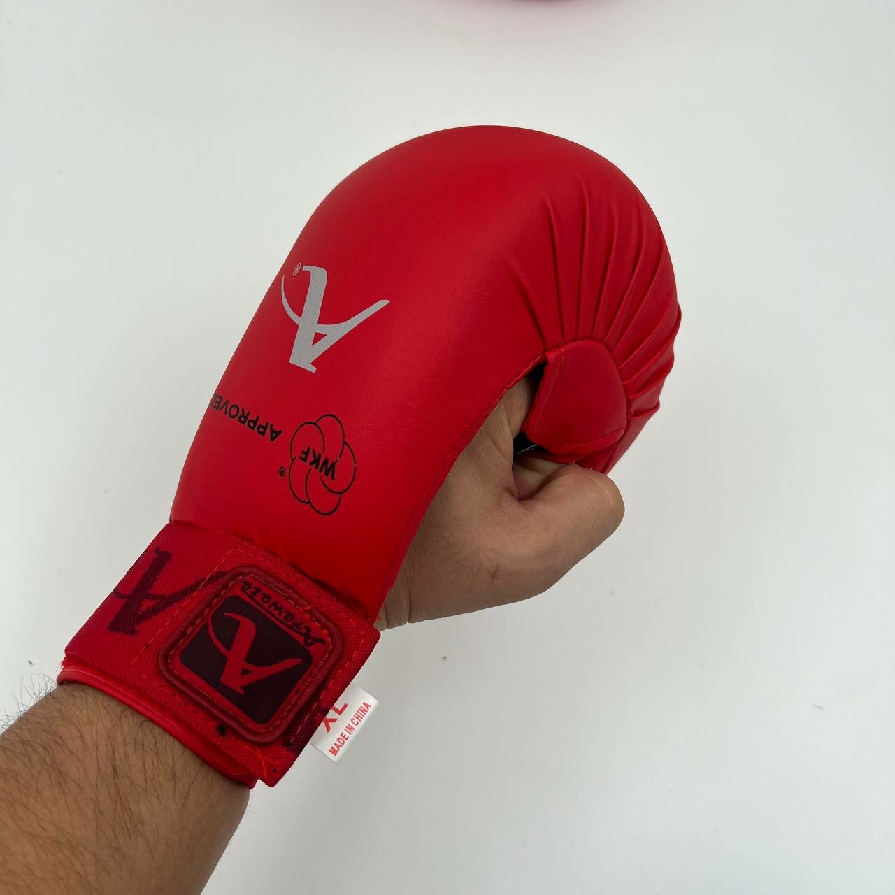 Перчатки для каратэ Arawaza, WKF, синий/красный — фото 1